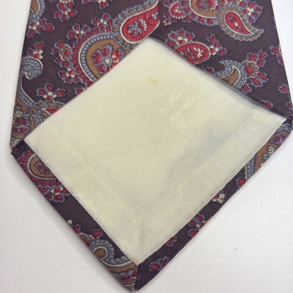 Saks Fifth Avenue Brown, Green, Red & Gold Paisley 100% Silk Tie - Picture 4 of 6